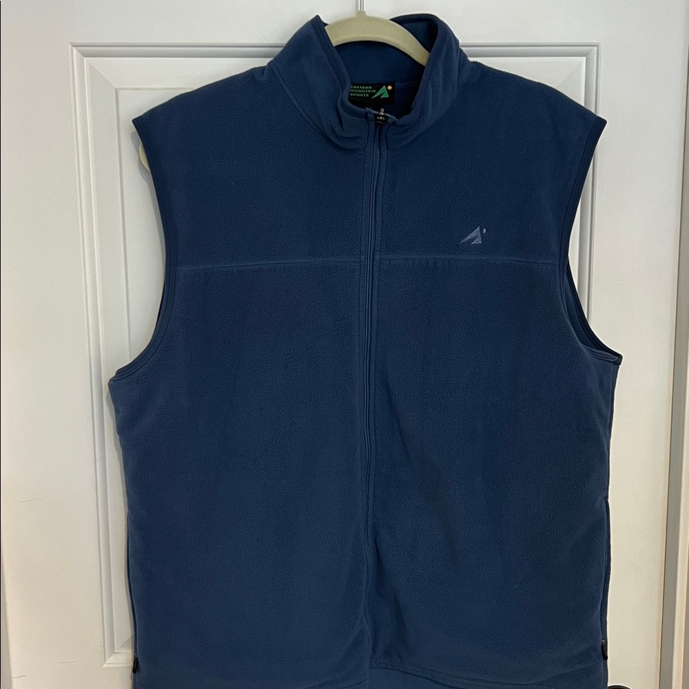 Sold Eastern Mountain Sports Forest Blue Fleece Vest